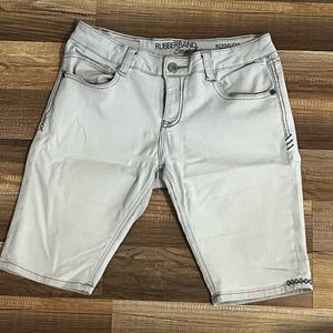 Women’s Bermuda shorts
